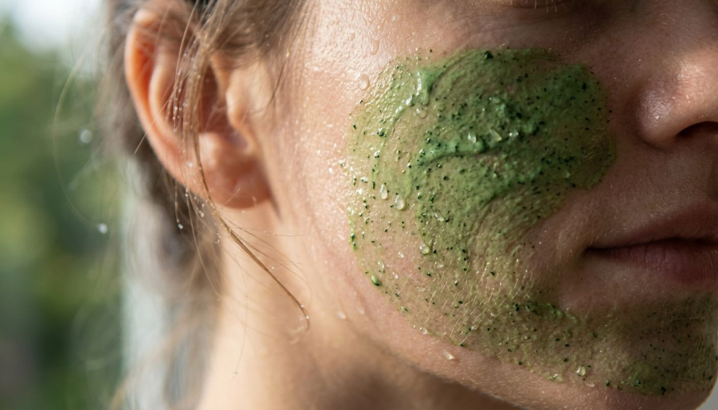 Comment la spiruline influence-t-elle le vieillissement de la peau ?
